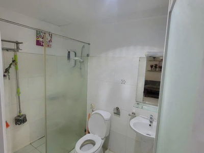 Just Hung, Vietnam Just Hung, Vietnam