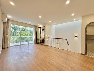 Diamond Island, Vietnam Diamond Island, Vietnam