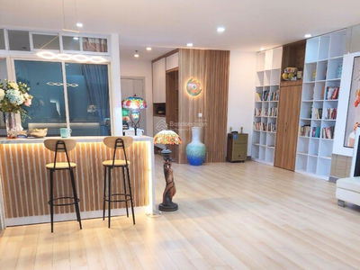 Song Da Ha Dong Tower, Vietnam Song Da Ha Dong Tower, Vietnam