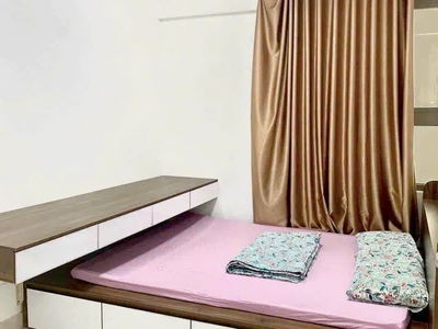 SaiGon Riverside, Vietnam  SaiGon Riverside, Vietnam