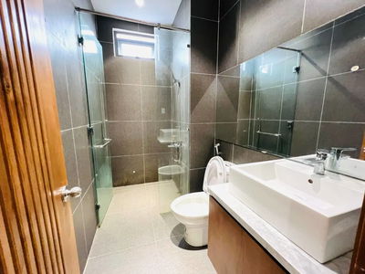 Housing in Ho Chi Minh City, Vietnam  Housing in Ho Chi Minh City, Vietnam