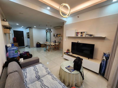 Scenic Valley, Vietnam  Scenic Valley, Vietnam