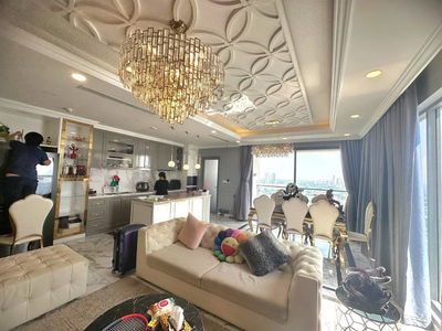 Diamond Island, Vietnam Diamond Island, Vietnam