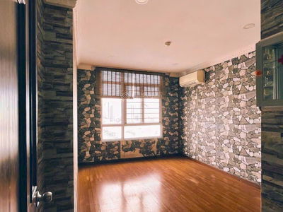 Topaz City, Vietnam Topaz City, Vietnam