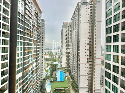 Happy In View, Vietnam Happy In View, Vietnam