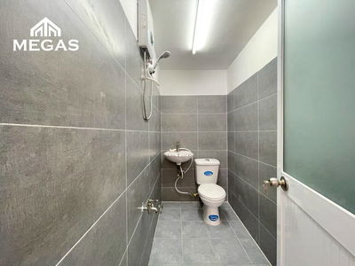 Housing in Ha GJong, Vietnam Housing in Ha GJong, Vietnam