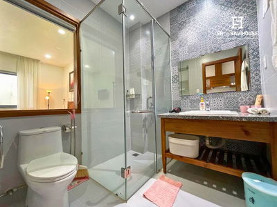 Housing in Ho Chi Minh City, Vietnam  Housing in Ho Chi Minh City, Vietnam