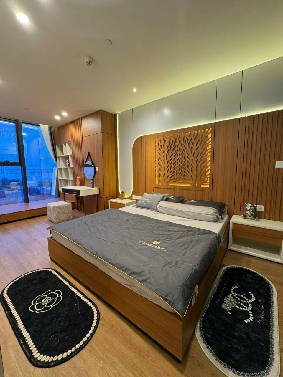 Sam Tower, Vietnam Sam Tower, Vietnam