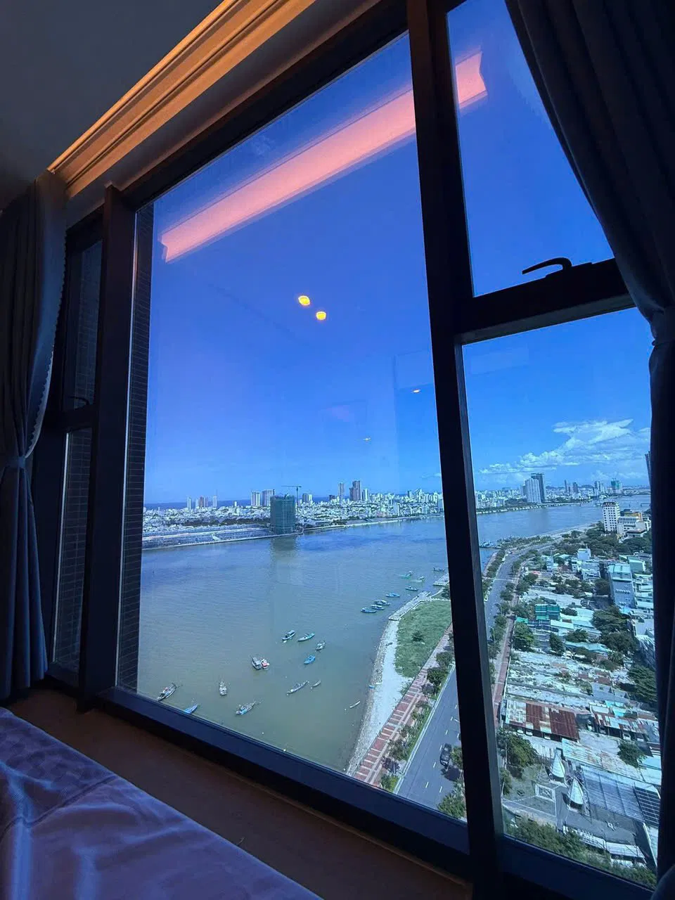 Sam Tower, Vietnam Sam Tower, Vietnam