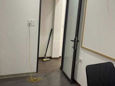 Phan Van Truong Street, Vietnam Phan Van Truong Street, Vietnam