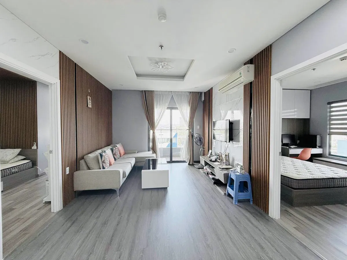 New Monarchy Building, Vietnam New Monarchy Building, Vietnam