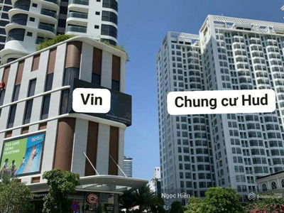 HUD Building HUD Building