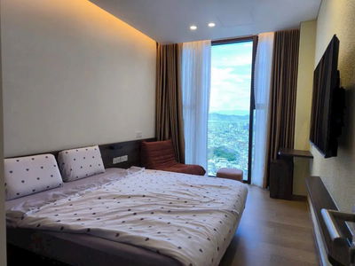 Sam Tower, Vietnam Sam Tower, Vietnam