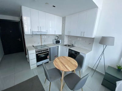 Gehäuse In Dubai, United Arab Emirates  Gehäuse In Dubai, United Arab Emirates