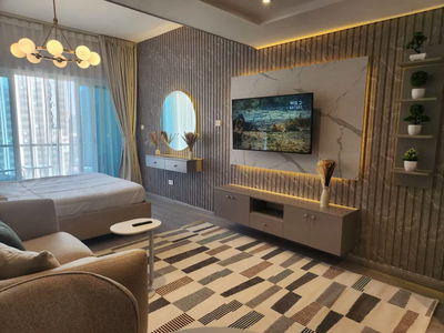 Housing in Dubai, United Arab Emirates Housing in Dubai, United Arab Emirates