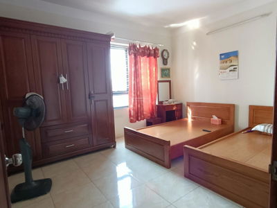 Phung Khoang, Vietnam Phung Khoang, Vietnam