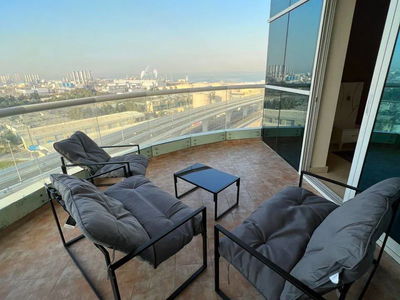 Gehäuse In Dubai, United Arab Emirates  Gehäuse In Dubai, United Arab Emirates