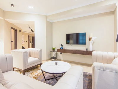 Жилье в Dubai, United Arab Emirates  Жилье в Dubai, United Arab Emirates