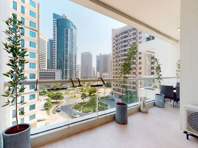 Жилье в Dubai, United Arab Emirates  Жилье в Dubai, United Arab Emirates