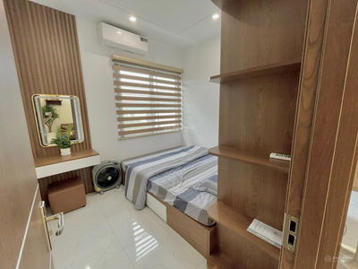 Hoang Hoa Tham Street, Vietnam Hoang Hoa Tham Street, Vietnam