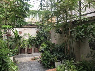 Hai Ba Trung Street, Vietnam Hai Ba Trung Street, Vietnam