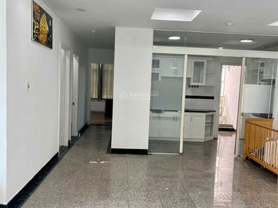 Phu Hoang Anh, Vietnam Phu Hoang Anh, Vietnam