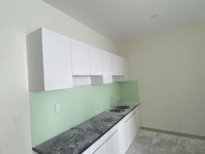 Topaz Elite, Vietnam Topaz Elite, Vietnam