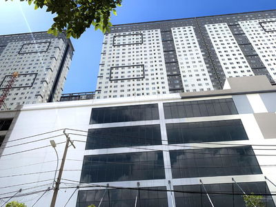 Topaz Elite, Vietnam Topaz Elite, Vietnam