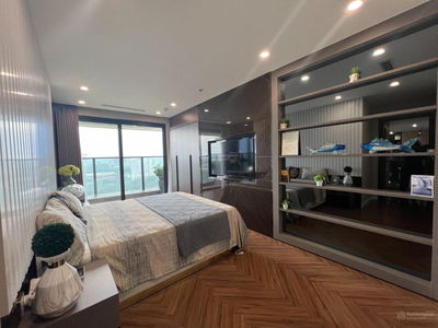 Sunshine Diamond River, Vietnam Sunshine Diamond River, Vietnam