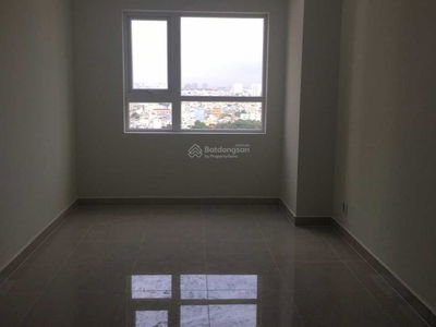 Topaz Elite, Vietnam Topaz Elite, Vietnam