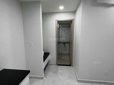 Charm City, Vietnam Charm City, Vietnam