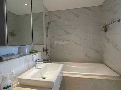 Diamond Island, Vietnam Diamond Island, Vietnam