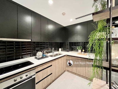 Of The Sun, Vietnam Of The Sun, Vietnam