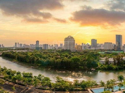 The Peak, Vietnam  The Peak, Vietnam