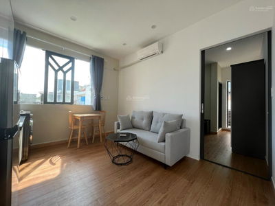 Bach Dang Street, Vietnam Bach Dang Street, Vietnam