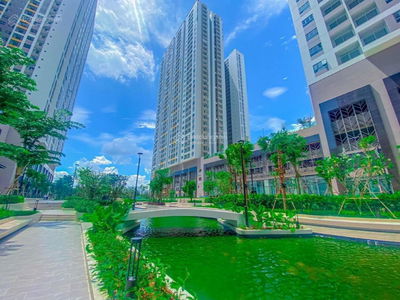 Q7 Saigon Riverside, Vietnam  Q7 Saigon Riverside, Vietnam