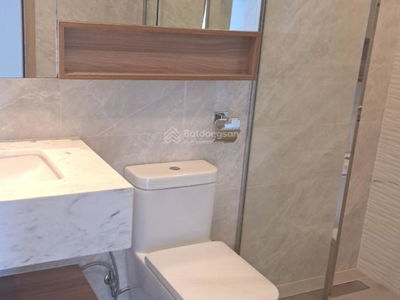 The Peak, Vietnam  The Peak, Vietnam