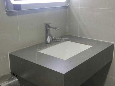 Linh Dam Street, Vietnam Linh Dam Street, Vietnam