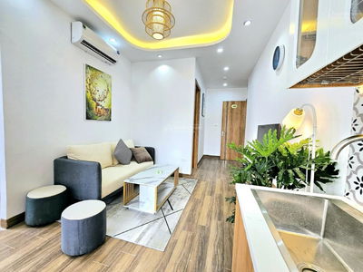 Hoang Hoa Tham Street, Vietnam Hoang Hoa Tham Street, Vietnam