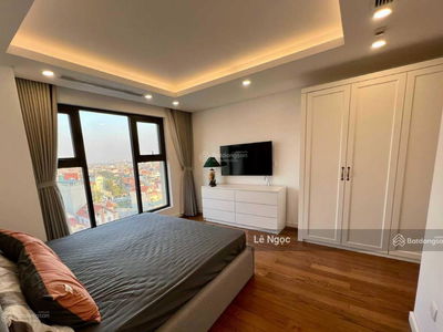 D'. Le Roi Soleil, Vietnam D'. Le Roi Soleil, Vietnam