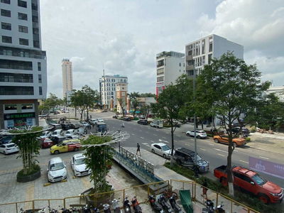 The Monarchy Project, Vietnam The Monarchy Project, Vietnam