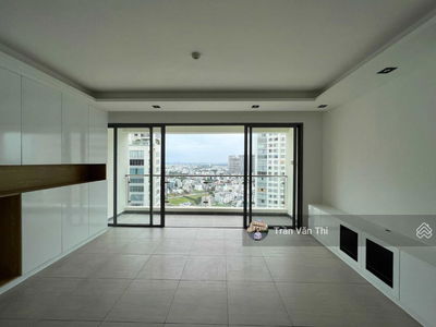 Diamond Island, Vietnam Diamond Island, Vietnam