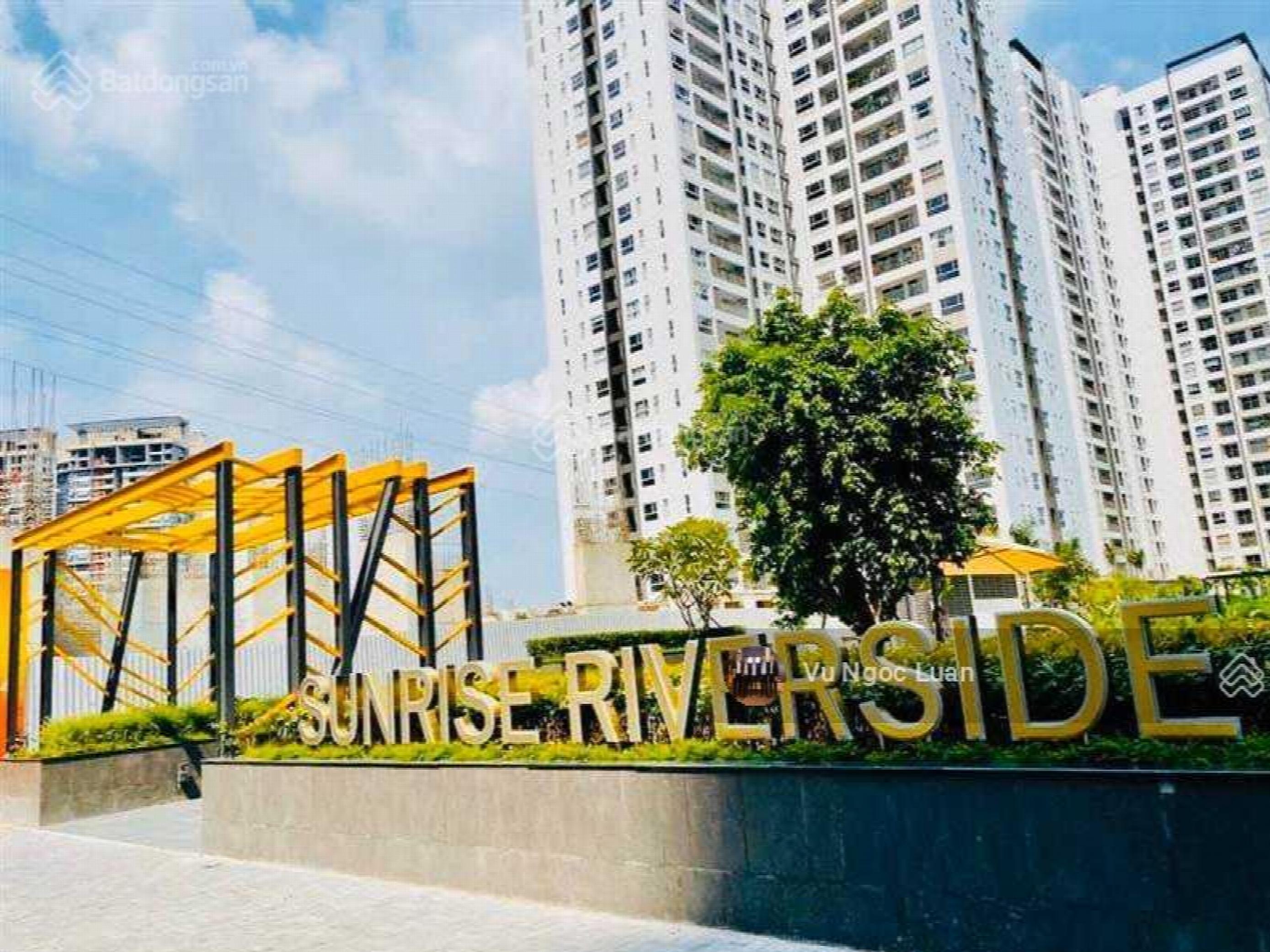 Sunrise Riverside, Vietnam Sunrise Riverside, Vietnam