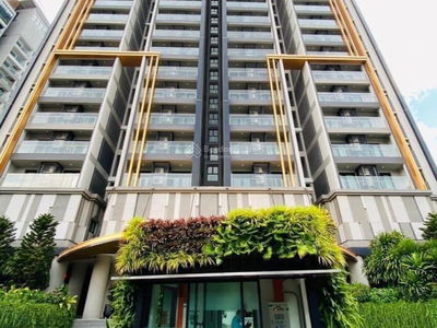 Zenith, Vietnam Zenith, Vietnam