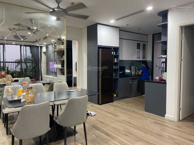 The Golden Palm Le Van Luong, Vietnam The Golden Palm Le Van Luong, Vietnam