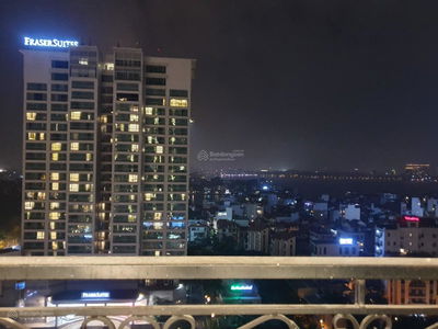 D'. Le Roi Soleil, Vietnam D'. Le Roi Soleil, Vietnam