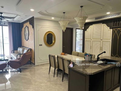 The Peak, Vietnam The Peak, Vietnam