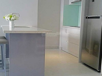 River Gate, Vietnam River Gate, Vietnam