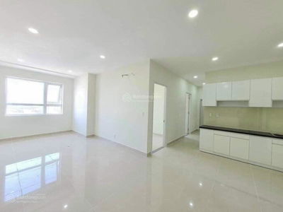 Topaz Elite, Vietnam Topaz Elite, Vietnam