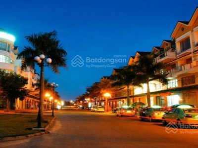 An Hoa apartment complex, Vietnam An Hoa apartment complex, Vietnam